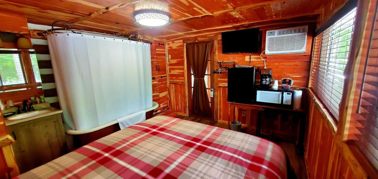 Log Cabin Inn Eureka Springs Exterior foto