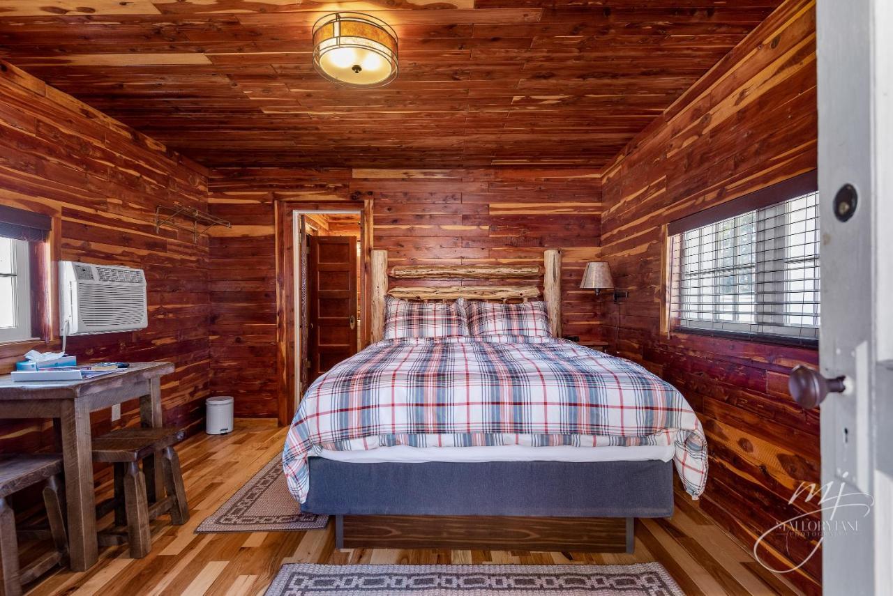 Log Cabin Inn Eureka Springs Exterior foto