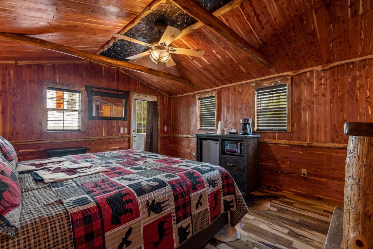 Log Cabin Inn Eureka Springs Exterior foto