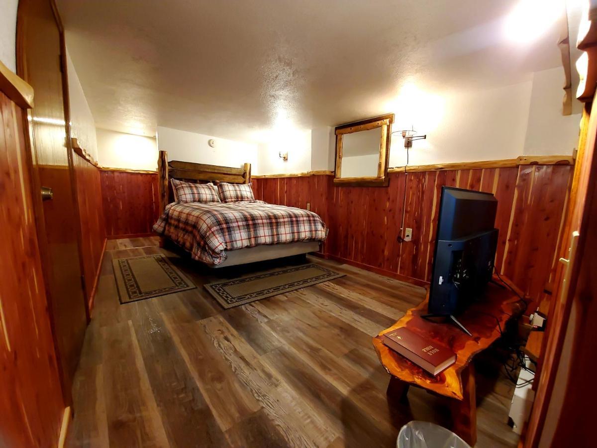 Log Cabin Inn Eureka Springs Exterior foto